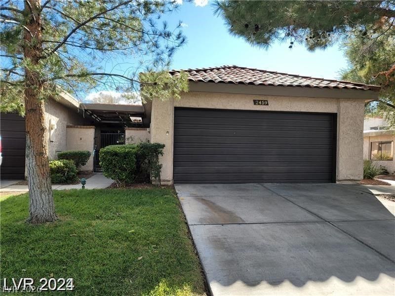 2459 Domingo Street — photo 3