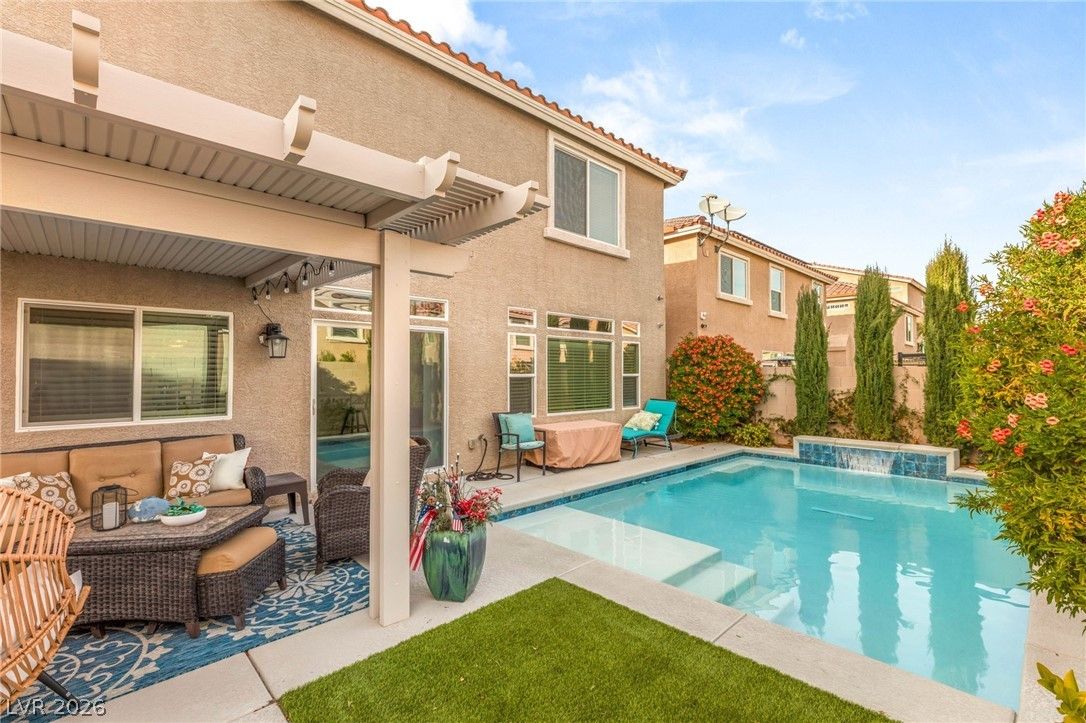 10592 Aphrodite Street — photo 3 of 39