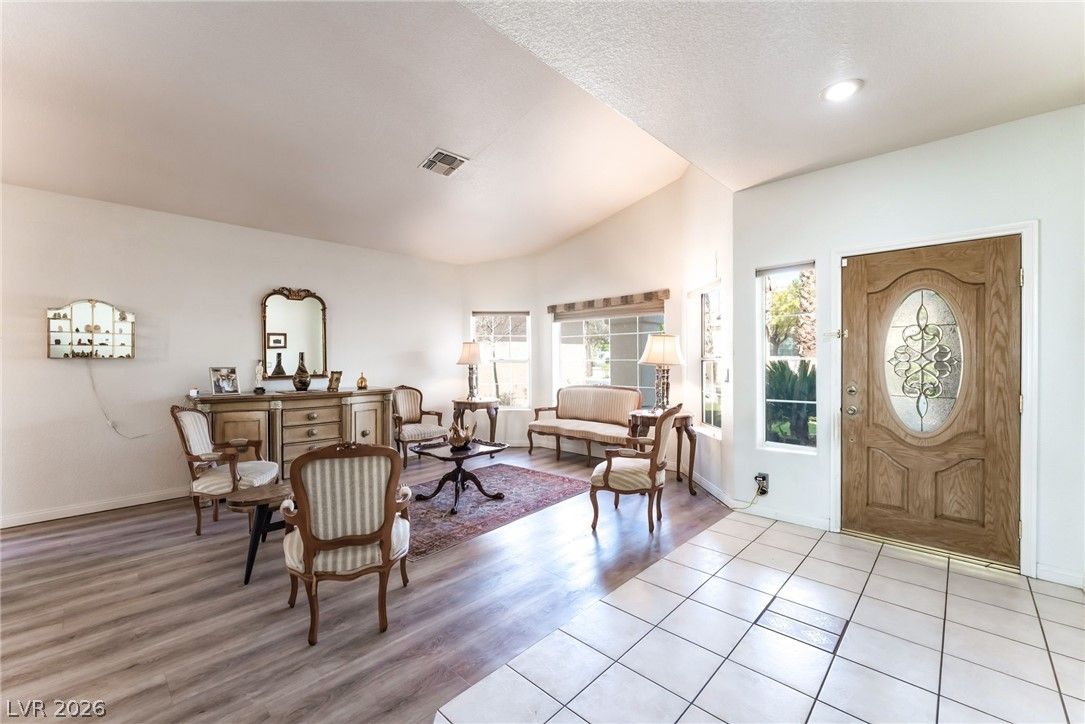 8048 Marbella Circle — photo 5