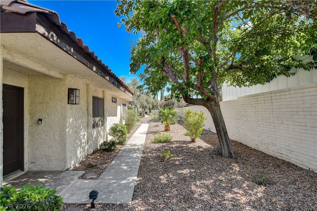 2620 San Lago Court — photo 4