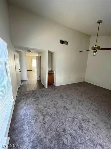 5709 Goldmount Avenue — photo 4 of 22