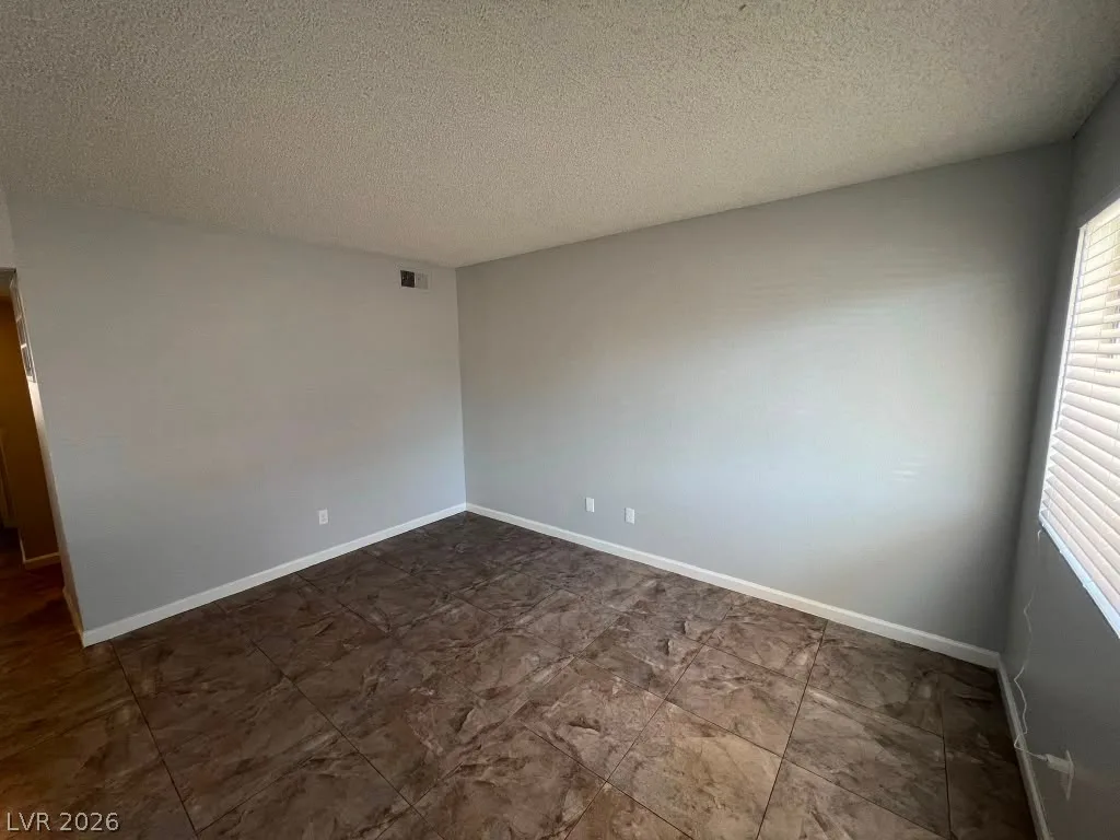 5662 East Lake Mead Boulevard A — photo 4