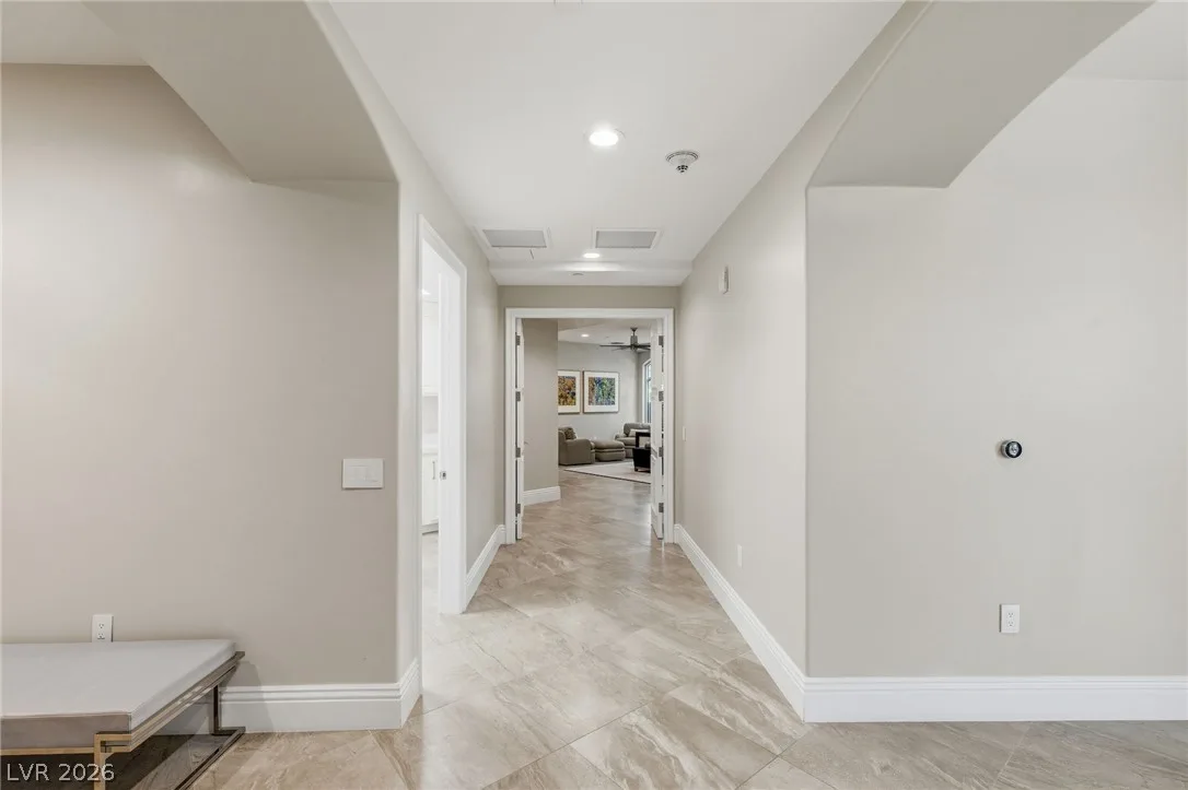 9101 Alta Drive 1 — photo 4
