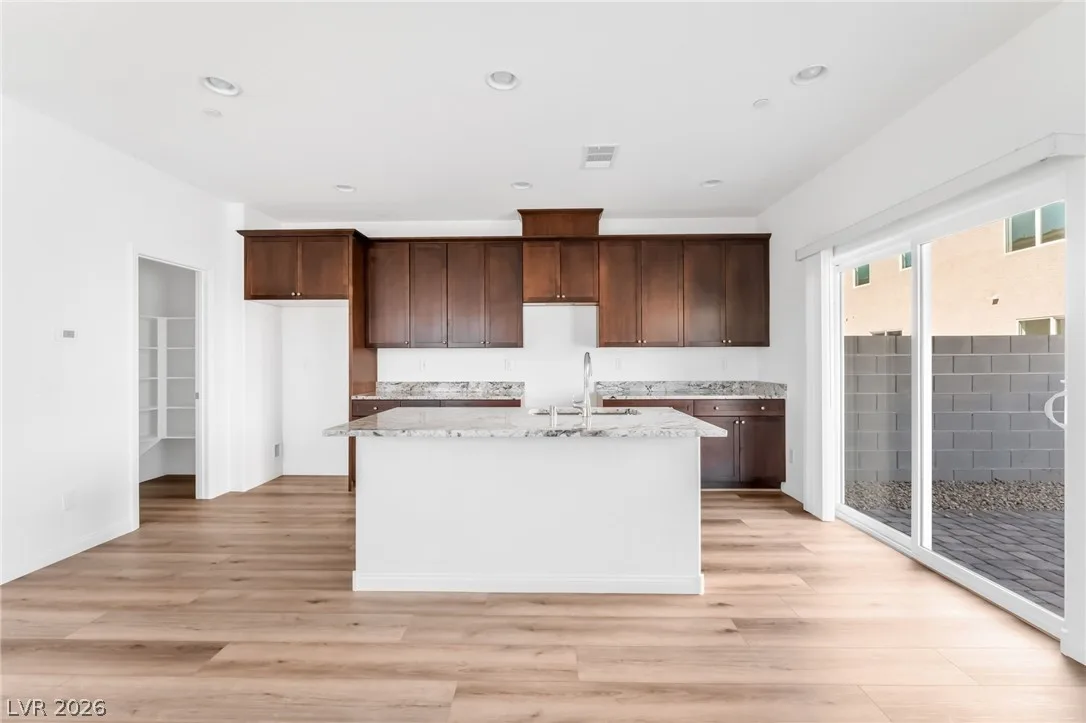 4255 Galaxy Gaze Avenue — photo 2