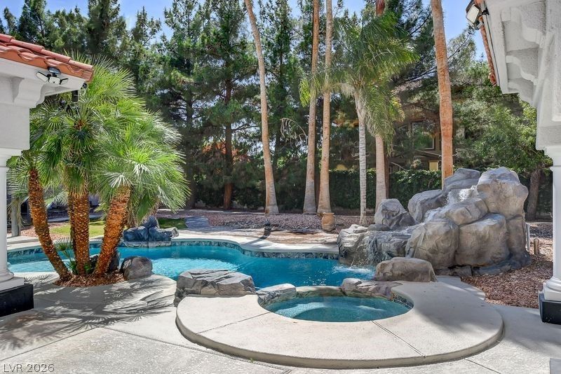 3465 Pama Lane — photo 3