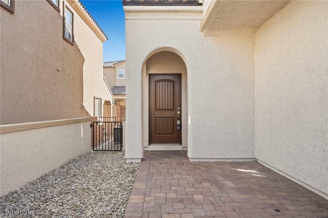 10455 Skye Summit Avenue — photo 2 of 39