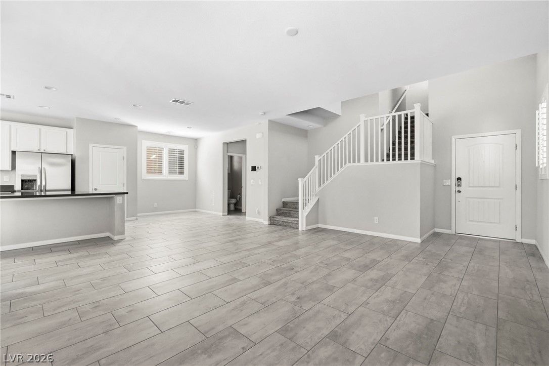 10455 Skye Summit Avenue — photo 4 of 39