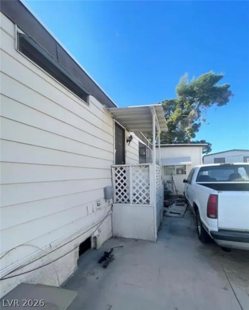 2873 Humboldt Court — photo 4