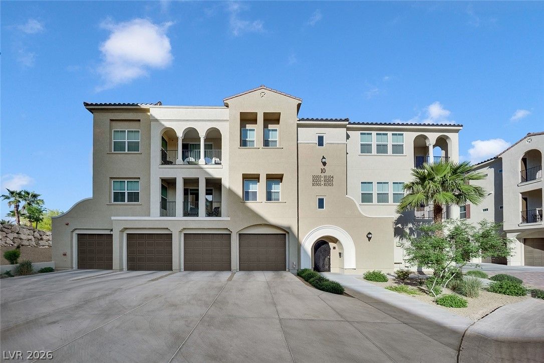2555 Hampton Road 10304 — photo 2