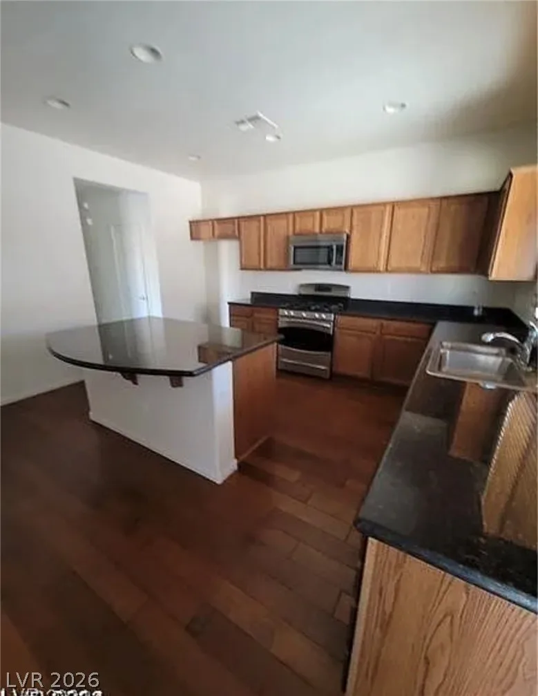 6647 Brooklyn Heights Street — photo 2