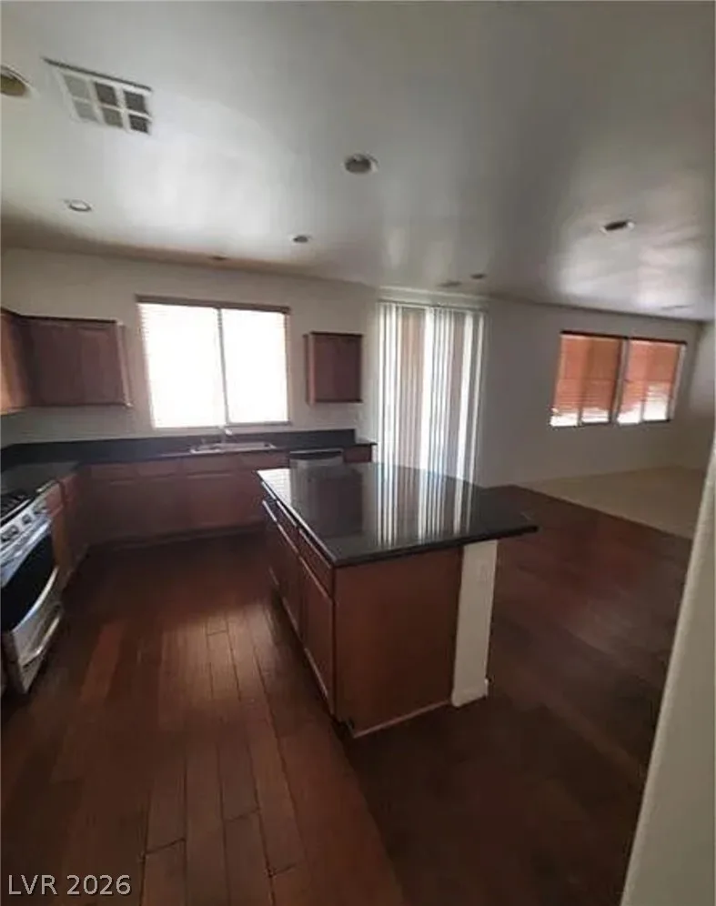 6647 Brooklyn Heights Street — photo 4