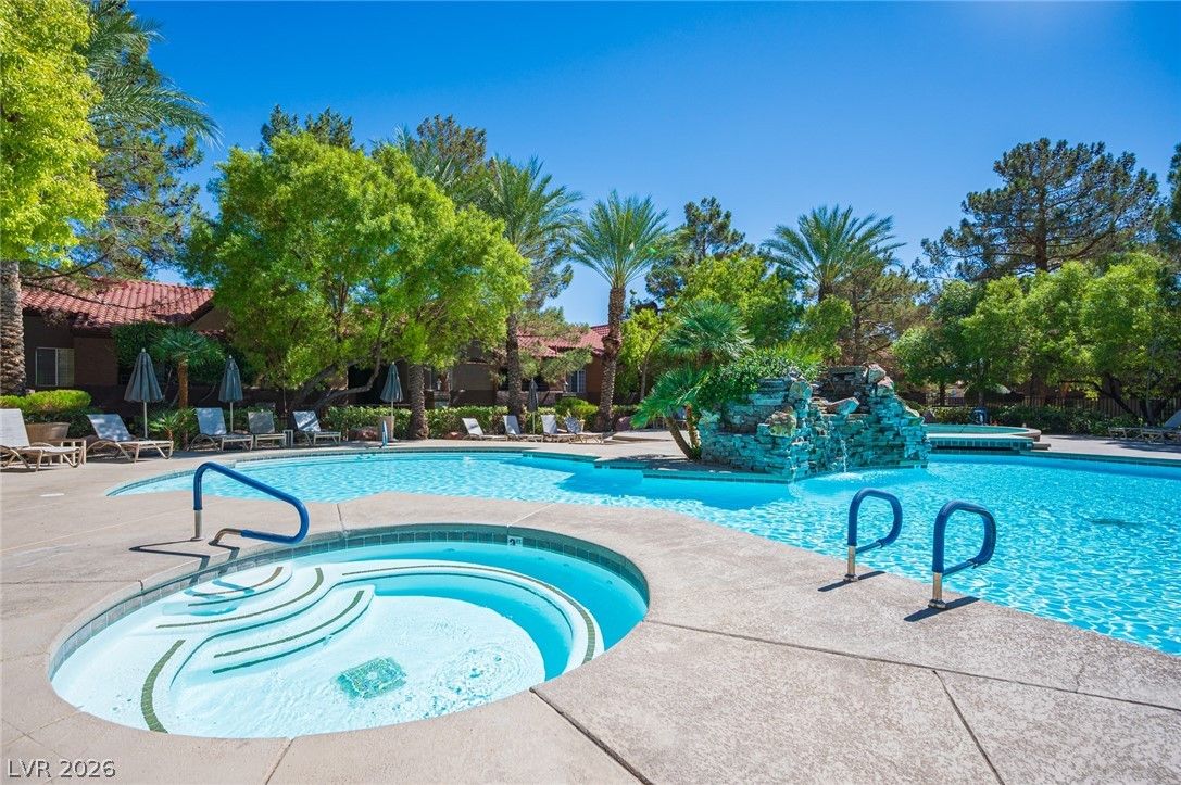 2200 South Fort Apache Road 1168 — photo 4