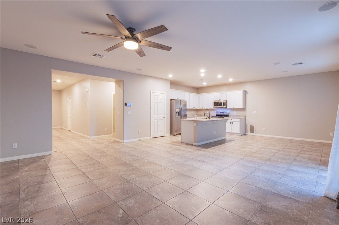 4507 Creekside Cavern Avenue — photo 4