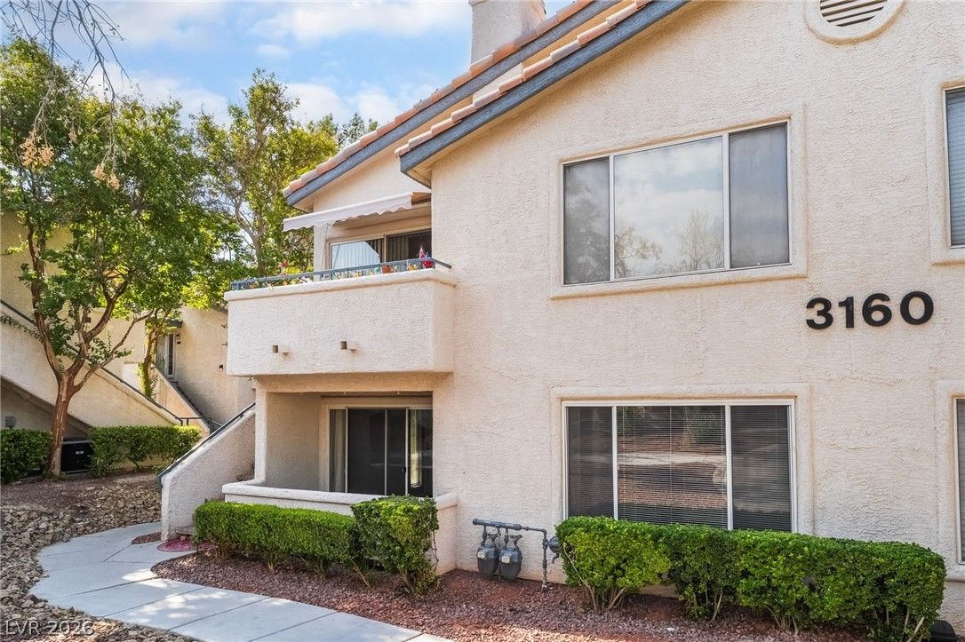 3160 Tarpon Drive 102 — photo 5 of 35