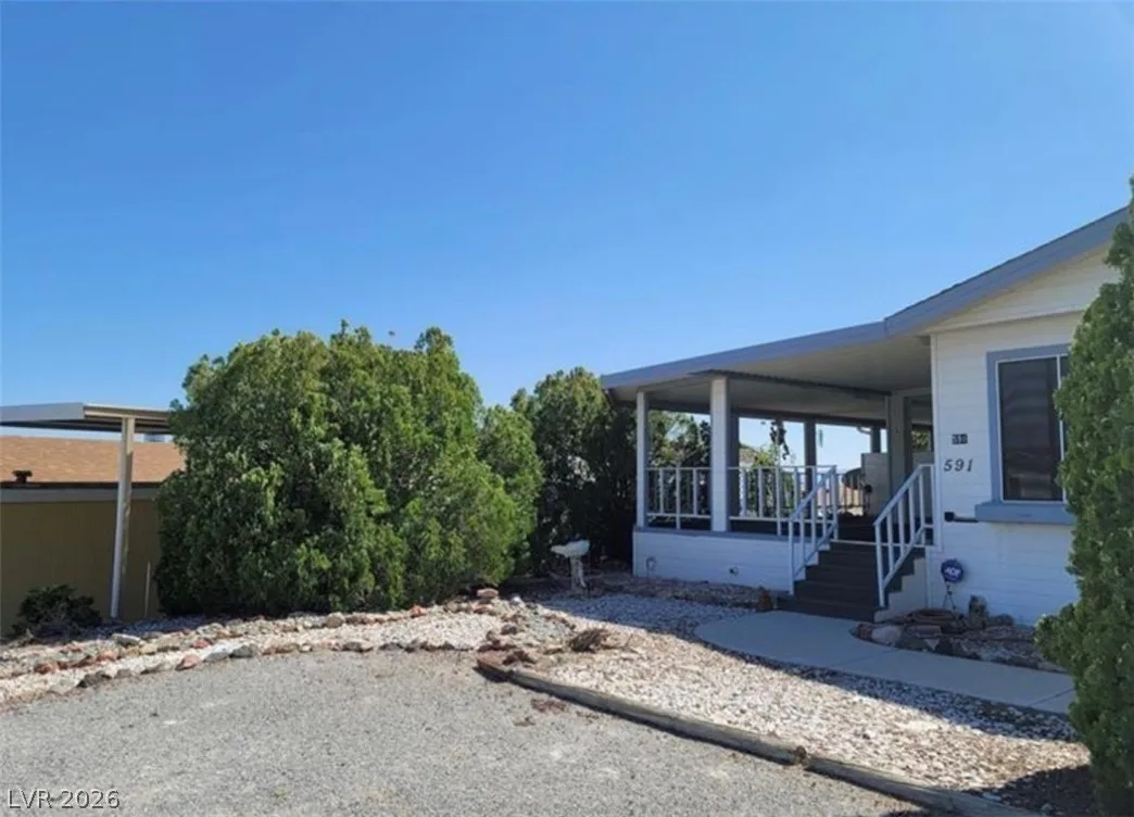 591 Lake Superior Lane — photo 3