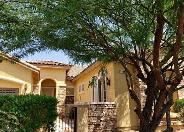 9338 Wilderness Glen Avenue — photo 3 of 22