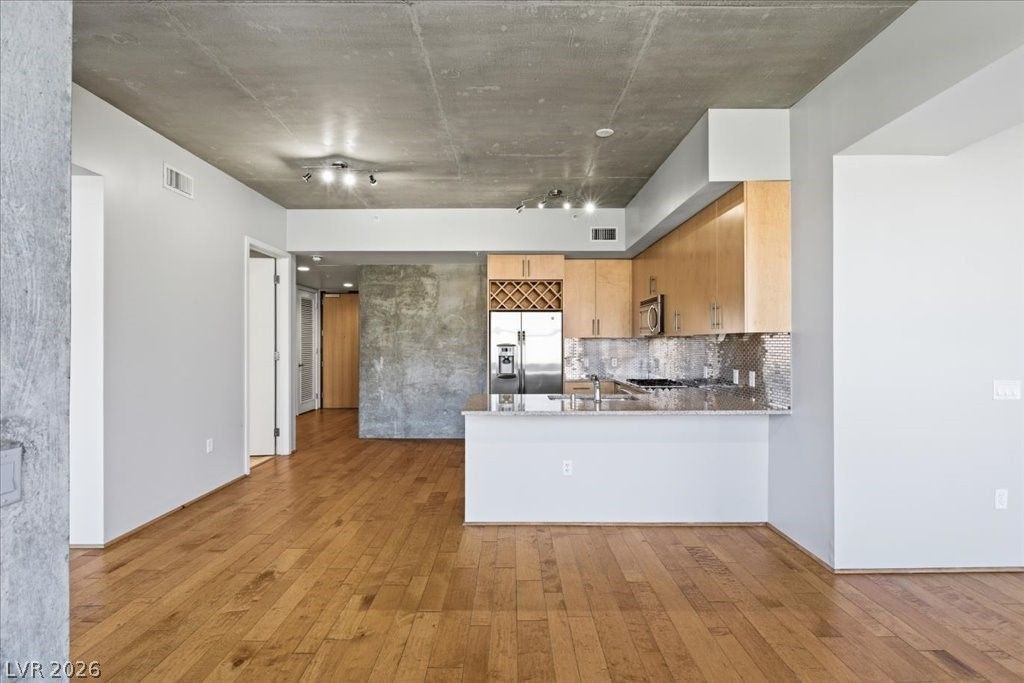 353 East Bonneville Avenue 295 — photo 5