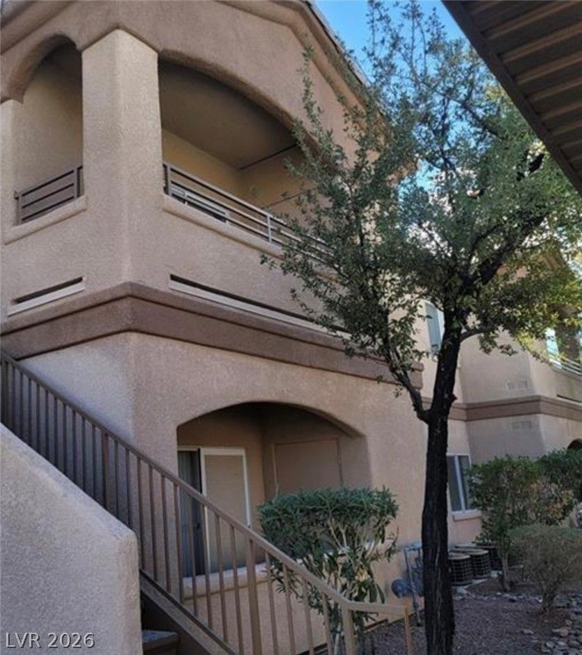 5750 East Hacienda Avenue 117 — photo 4 of 17