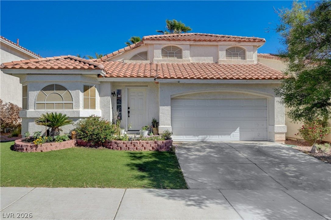 8752 Autumn Wreath Avenue — photo 2