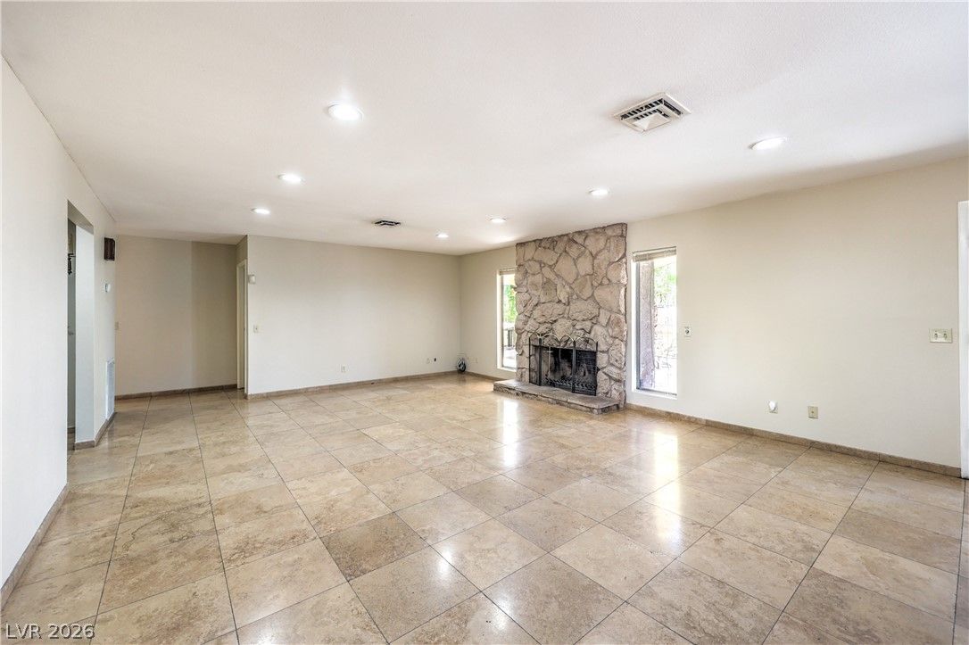 2880 Red Rock Street — photo 5 of 29