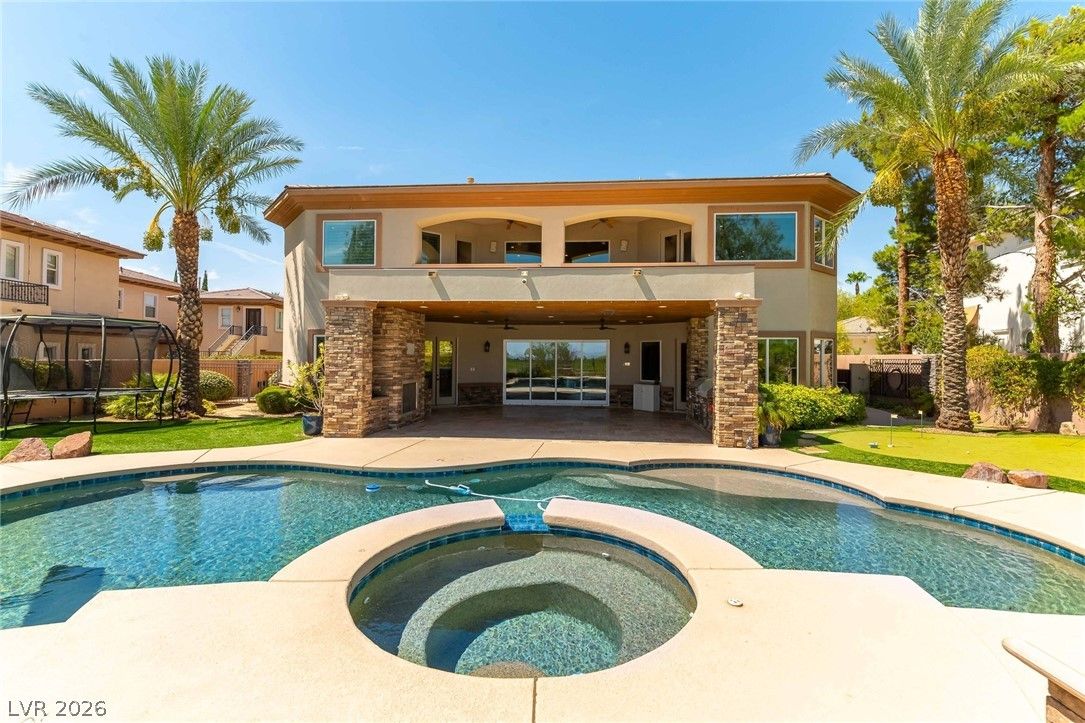 712 Canyon Greens Drive — photo 4