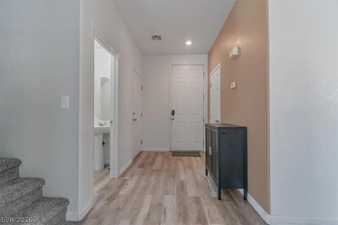 5388 Bella Ventana Avenue — photo 3