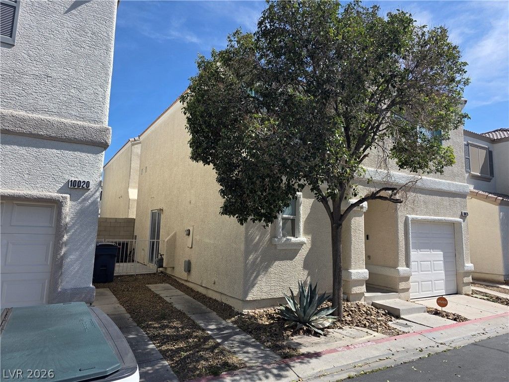 10026 Crisp Clover Street — photo 2 of 11