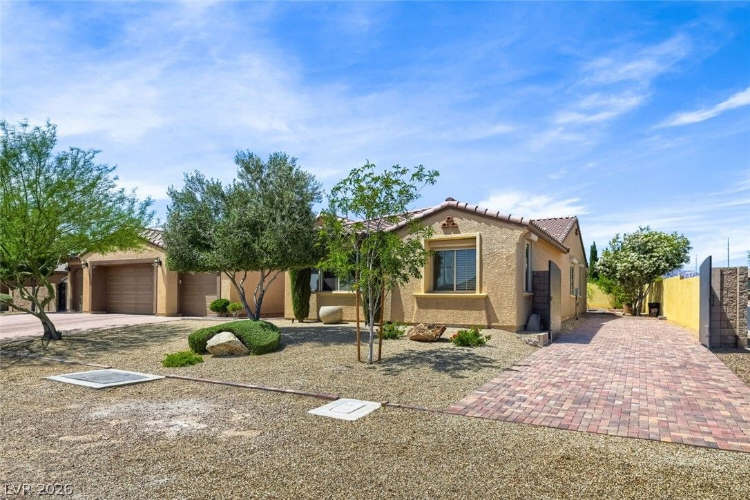 8935 Gagnier Boulevard — photo 3
