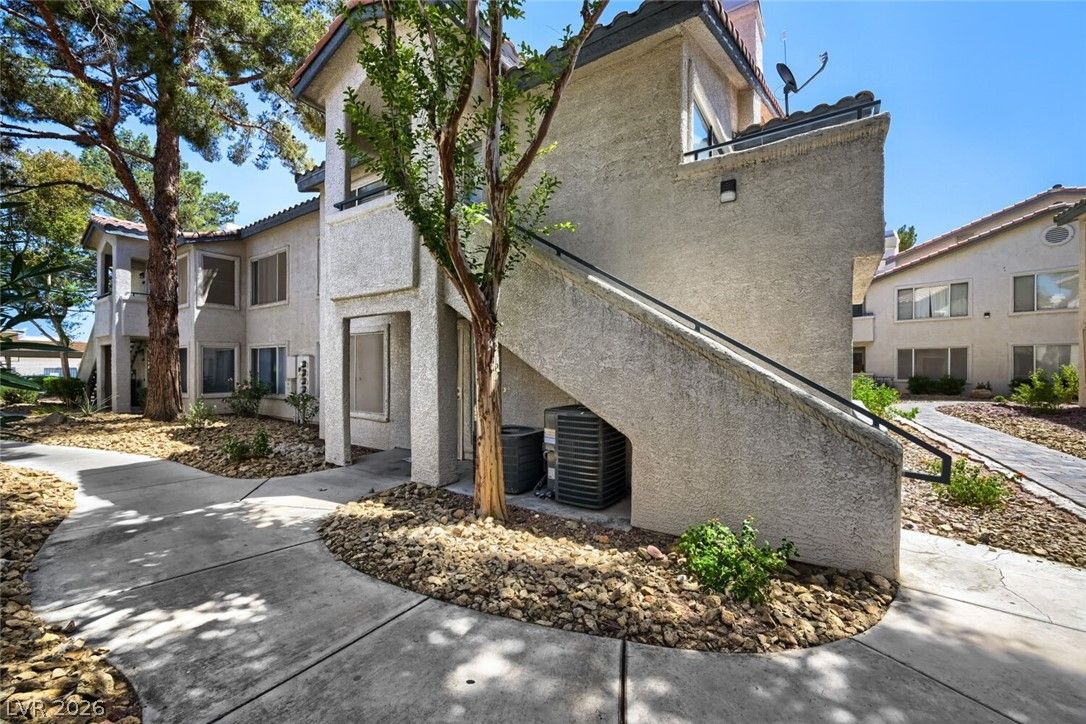 3123 Key Largo Drive 201 — photo 4