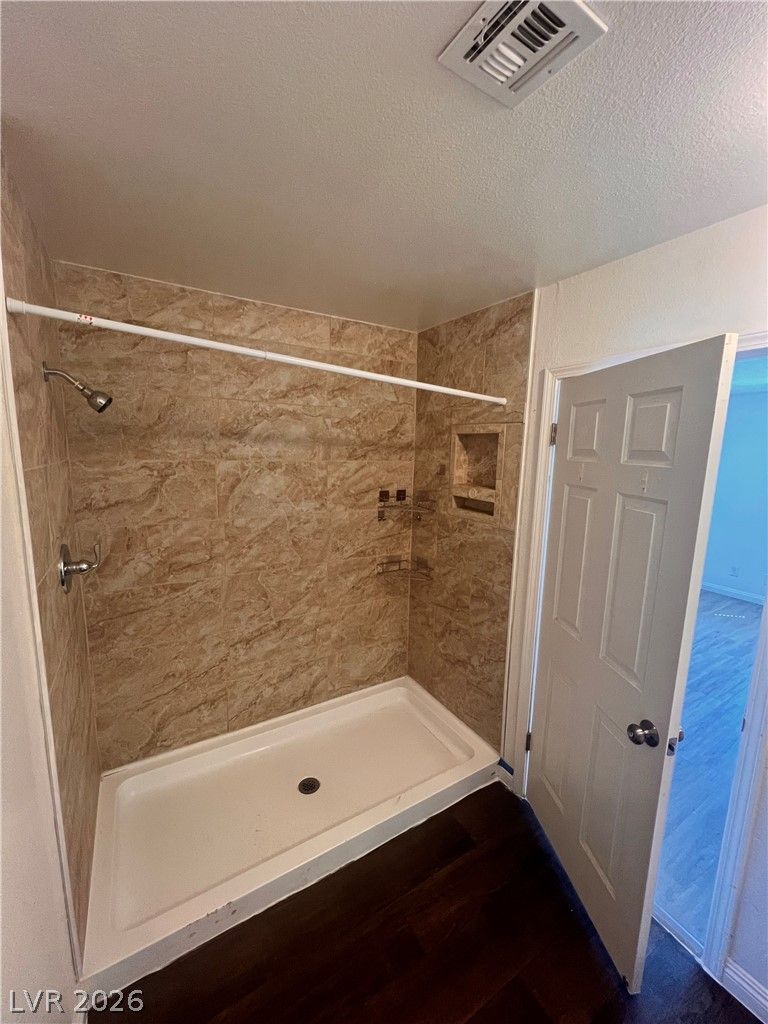 5576 West Rochelle Avenue 9D — photo 4 of 5
