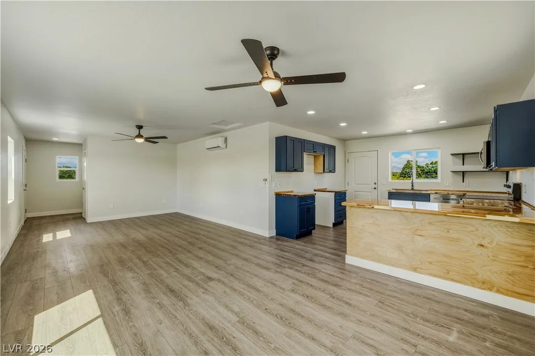 1670 West Windsong Lane — photo 5