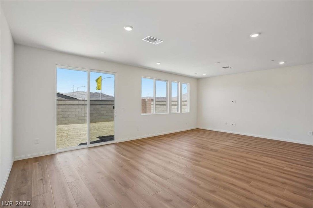 10380 Arete Avenue — photo 3 of 27