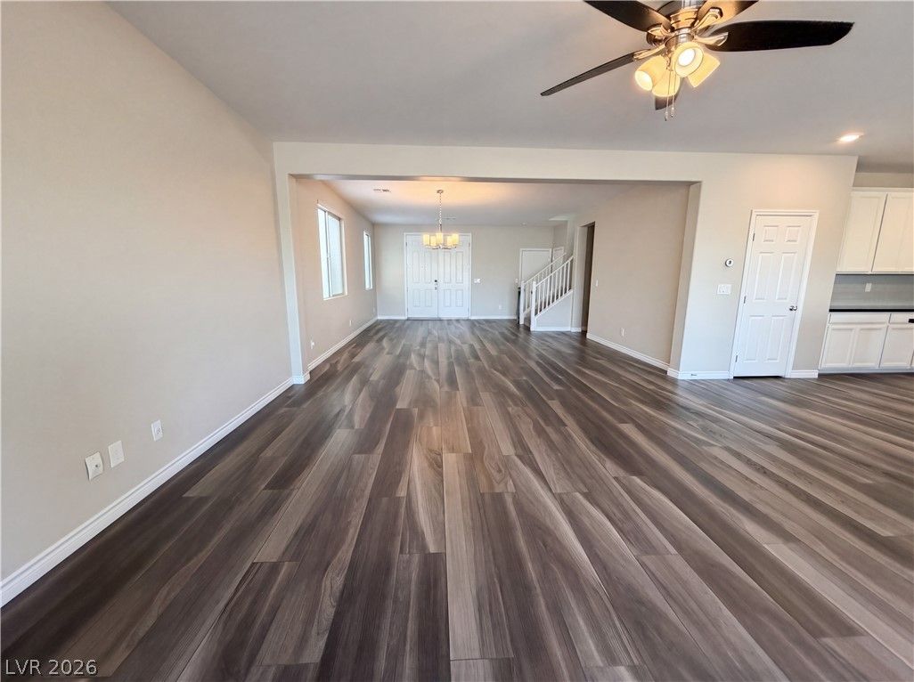 1418 Dire Wolf Avenue — photo 3