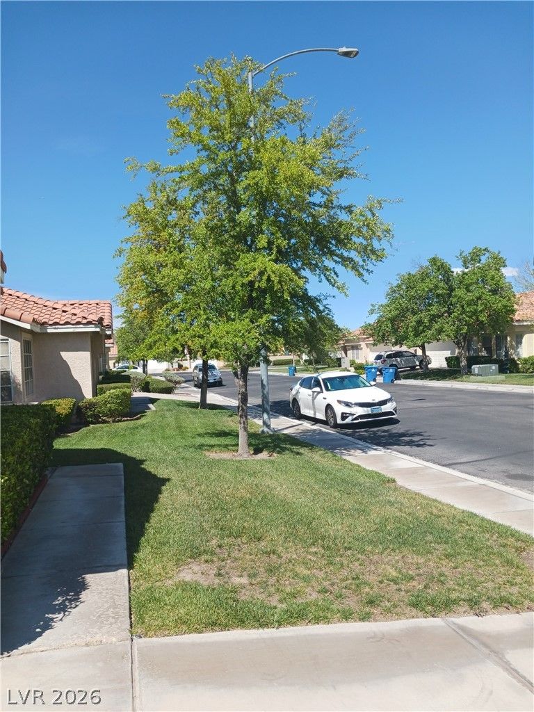 4865 Octavia Way — photo 3 of 31