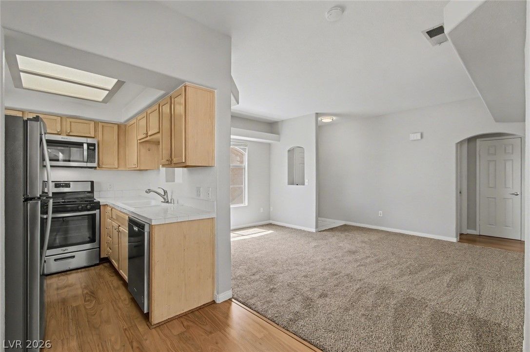 517 Indian Princess Drive 201 — photo 5