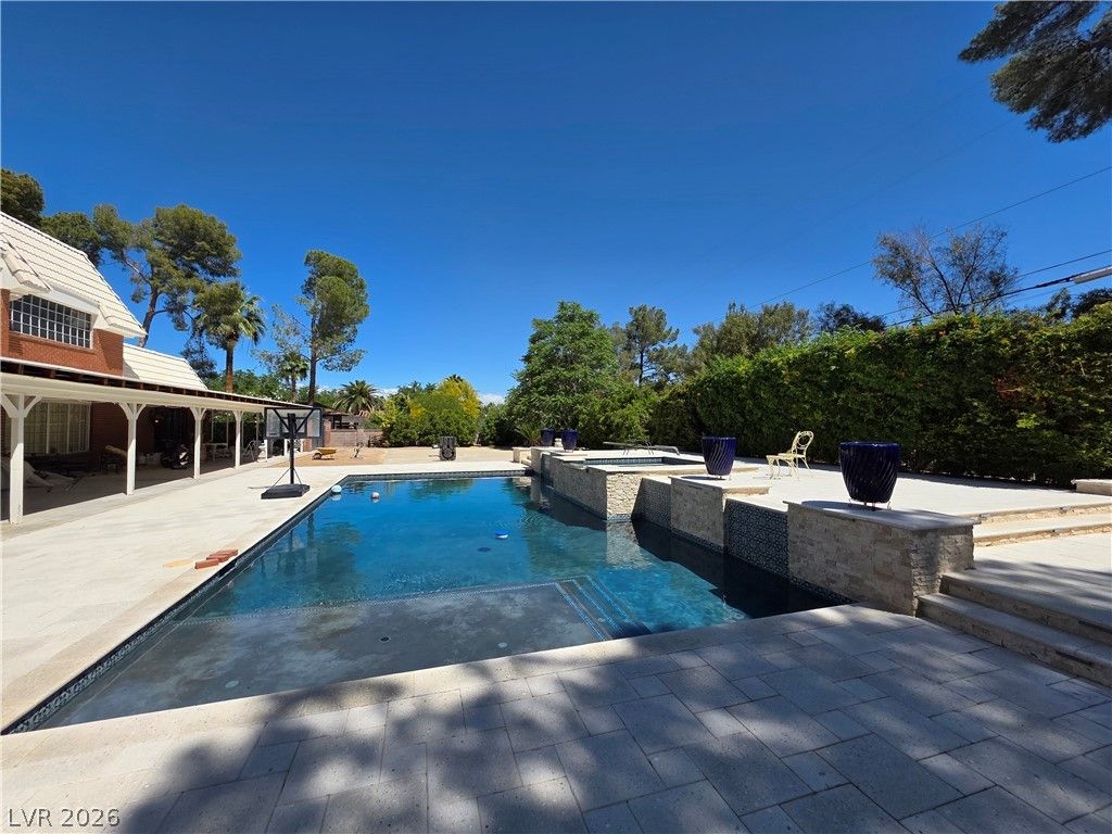 7192 Ranchito Circle — photo 3 of 43