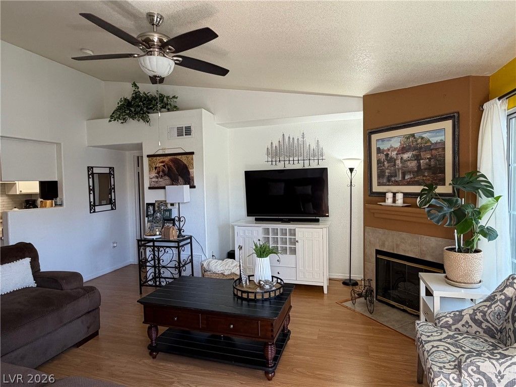 3318 North Decatur Boulevard 2047 — photo 3