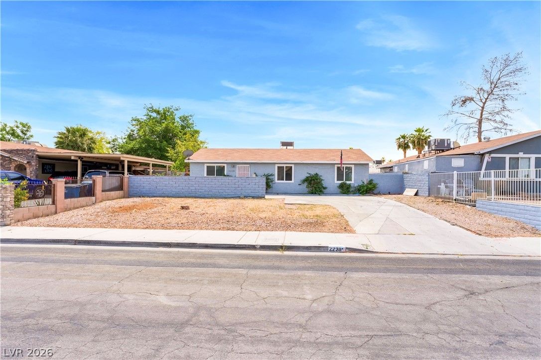 2228 Demetrius Avenue — photo 4