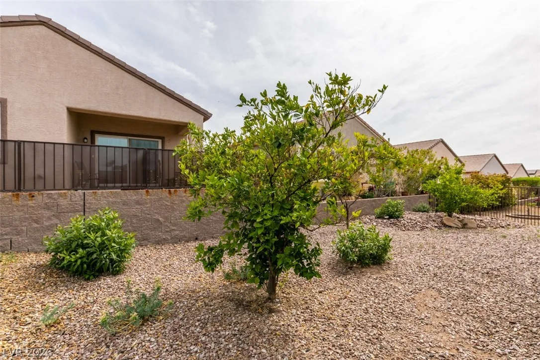 Photo 36