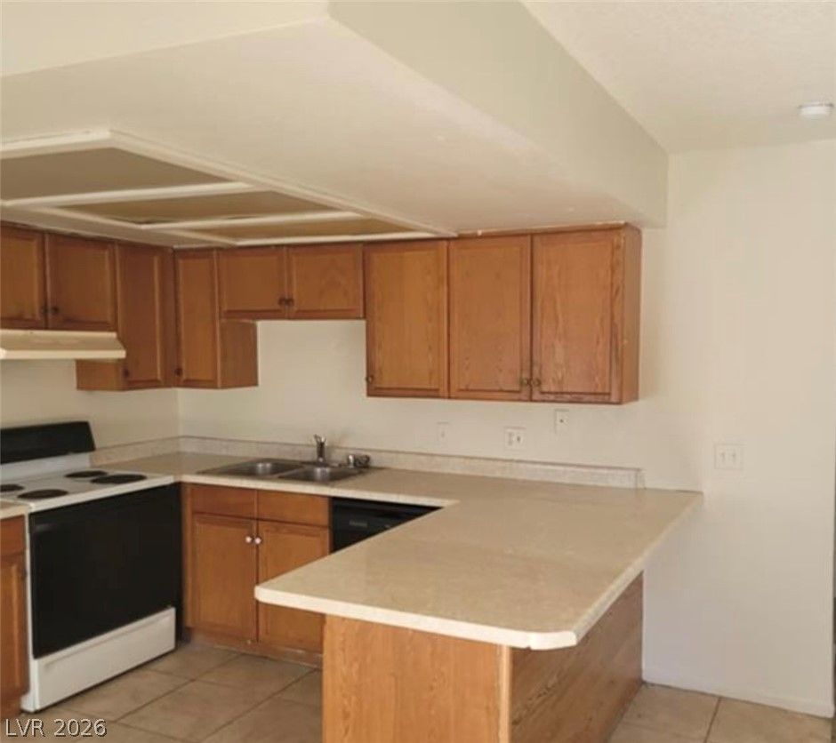 4300 North Lamont Street 232 — photo 5 of 37