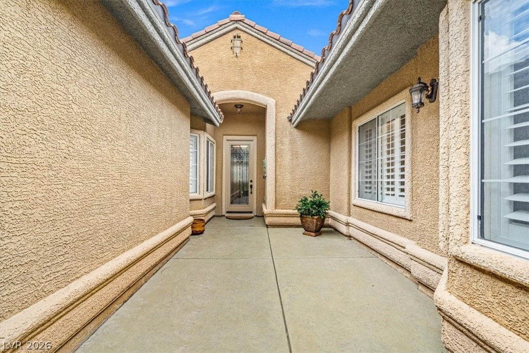 11388 Orazio Drive — photo 3