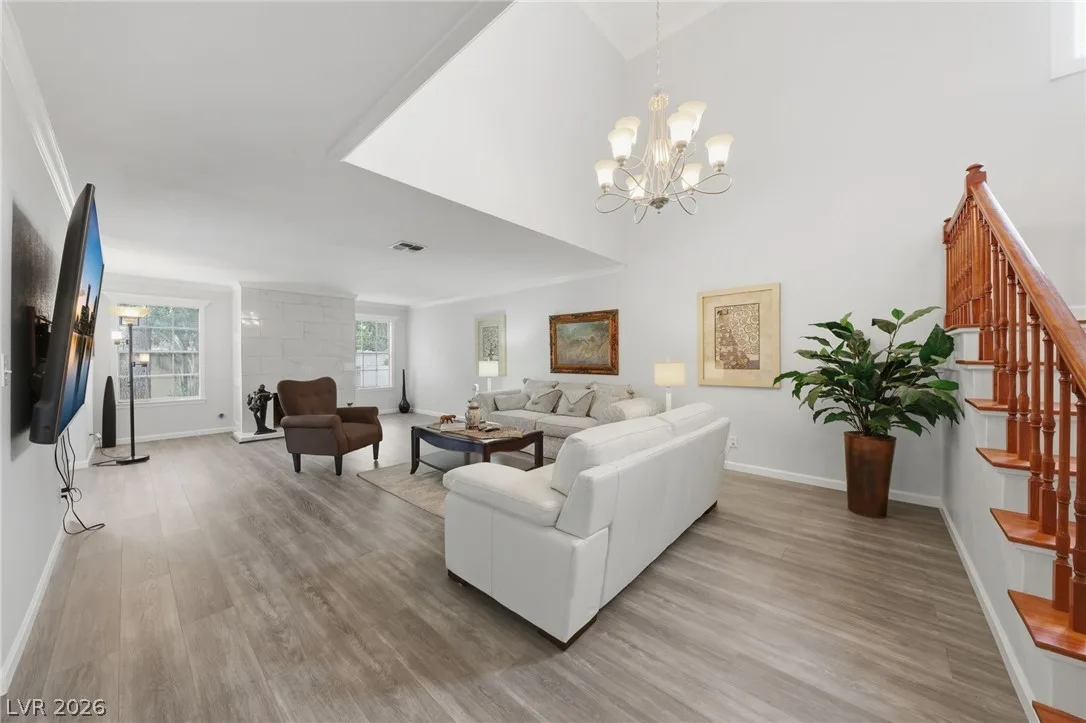 3933 Edgemoor Way — photo 3