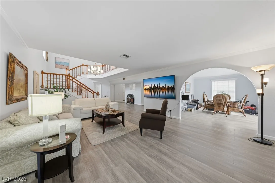 3933 Edgemoor Way — photo 4