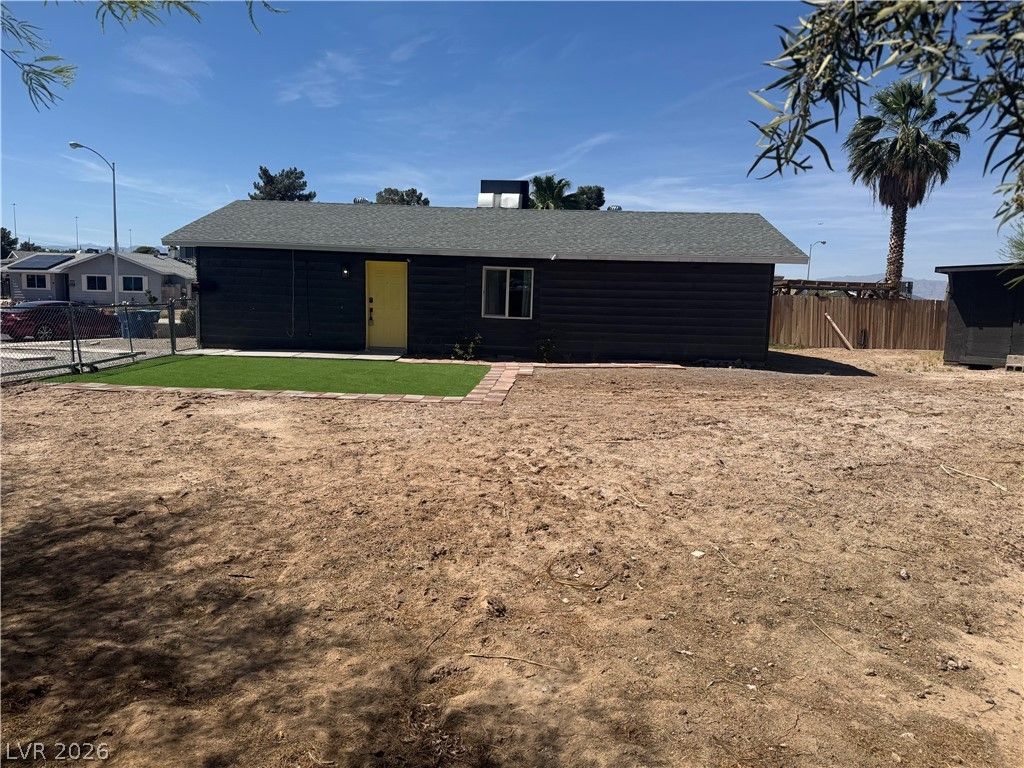 5438 Elaina Circle — photo 3 of 18