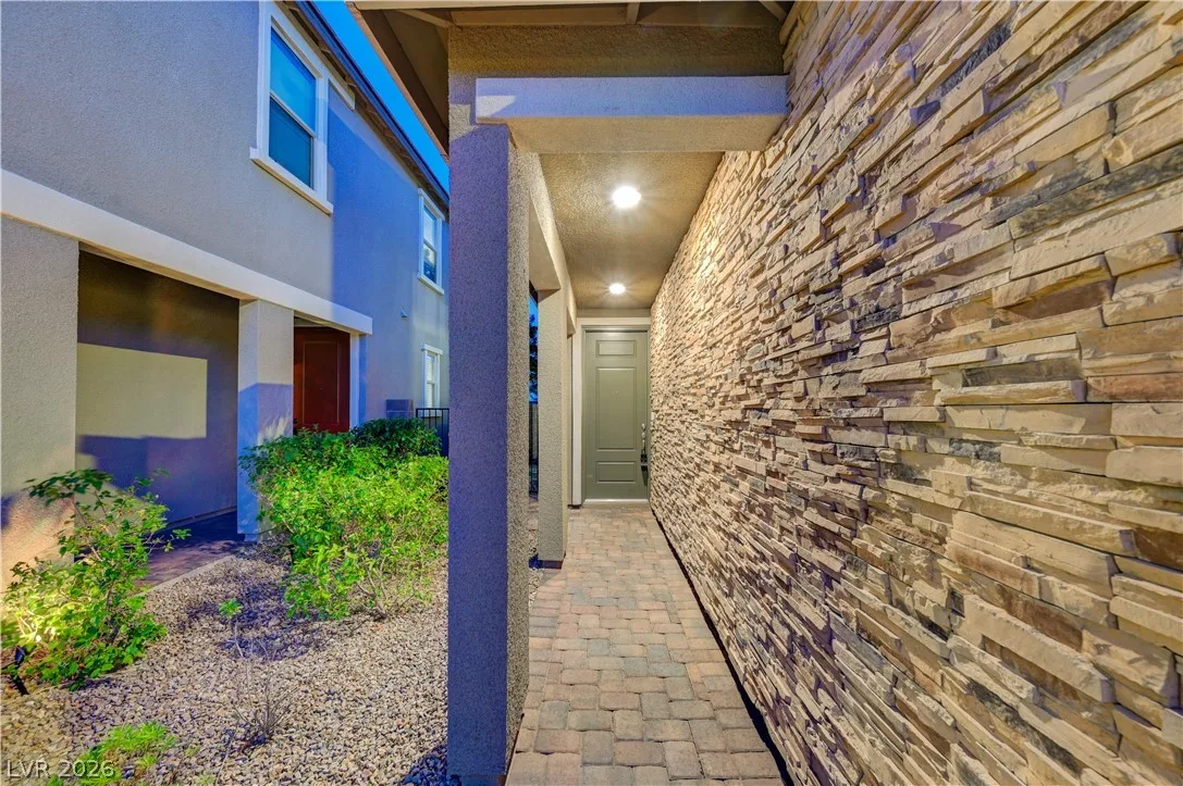 372 Purple Sandpiper Street — photo 4