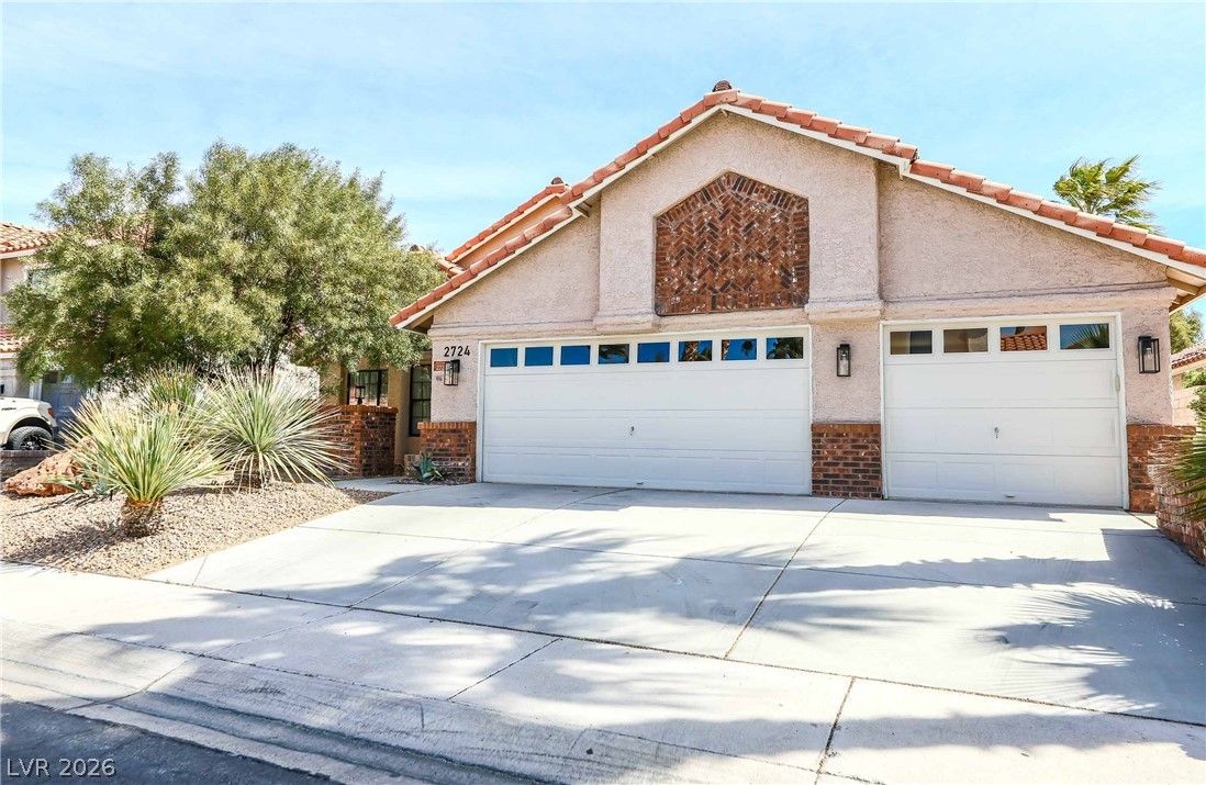 2724 Eagle Springs Court — photo 2