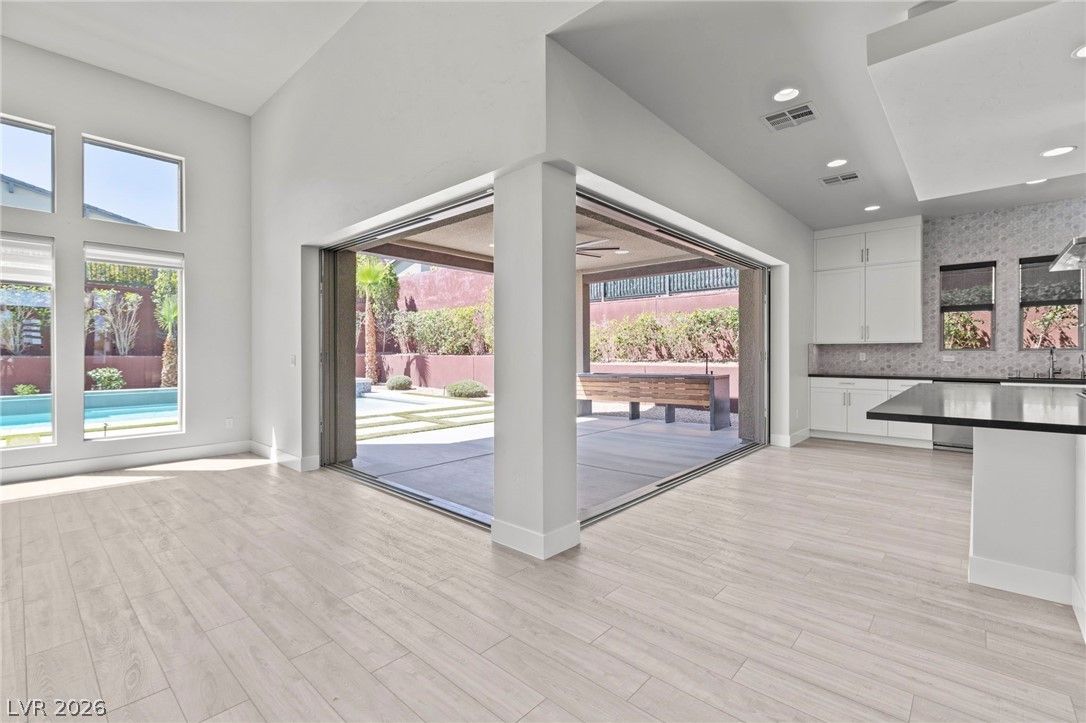 10241 Kirkwood Gaps Avenue — photo 4
