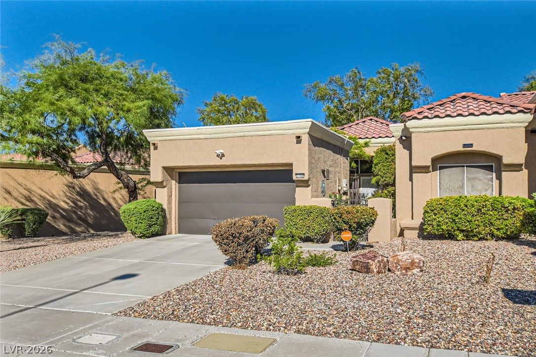 2740 Desert Crystal Drive 0 — photo 3