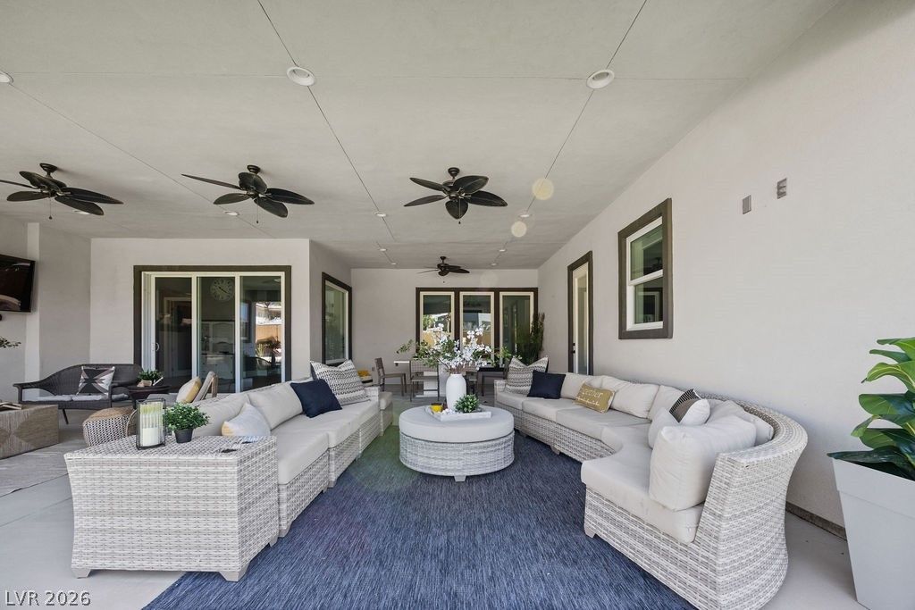 5865 Egan Crest Drive — photo 3