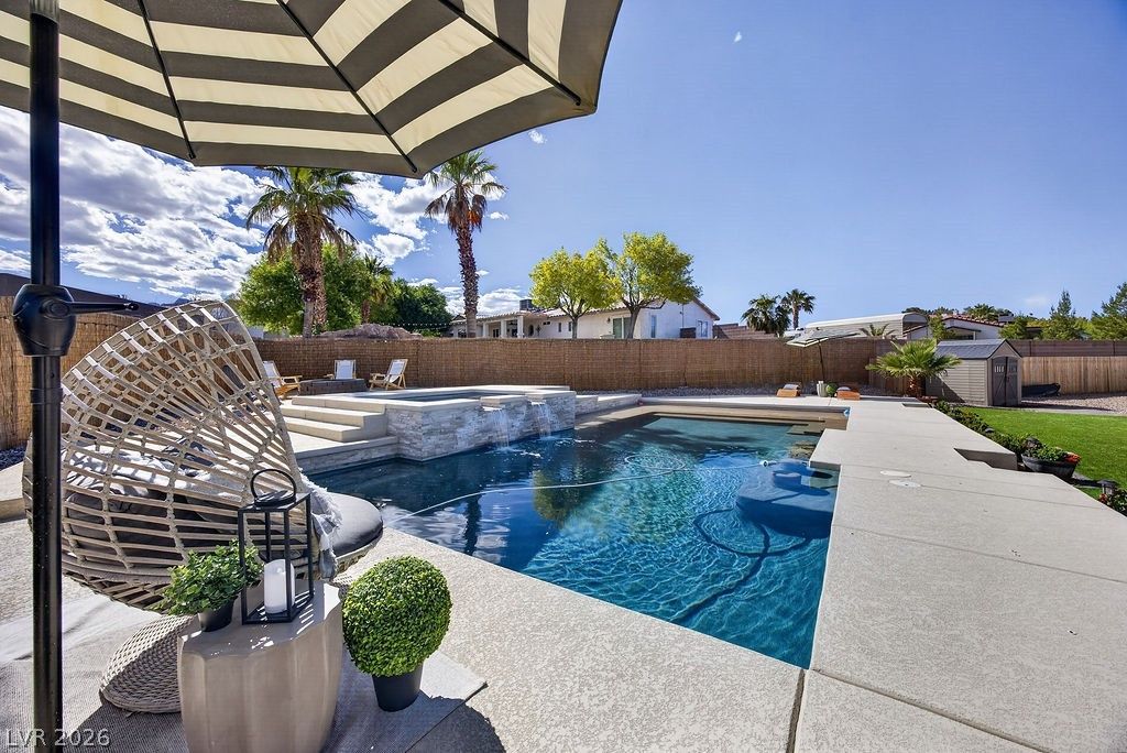 5865 Egan Crest Drive — photo 4